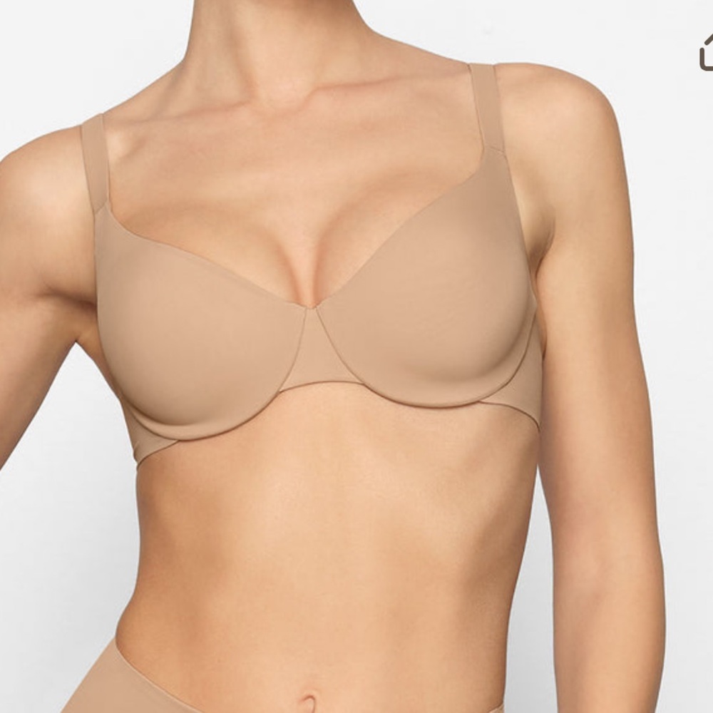 SKIMS NWT Smoothing Intimates Full Coverage Bra - Clay/Sand